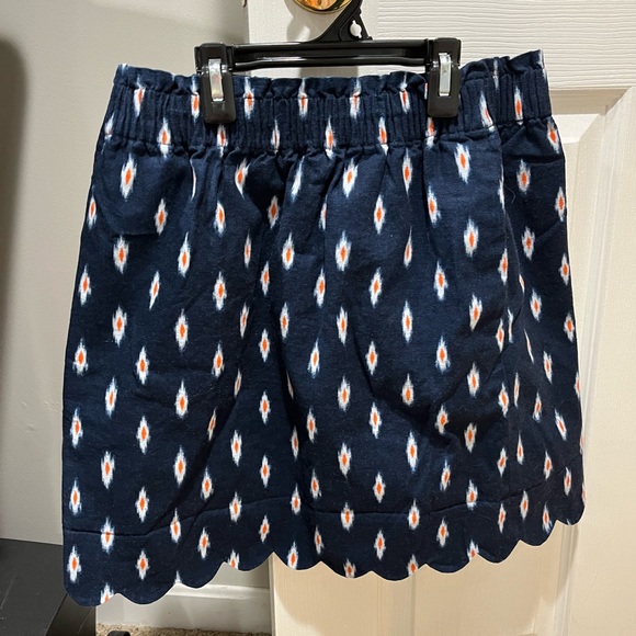 J crew factory linen skirt, size 6. 17 inches from top to bottom - Picture 2 of 3